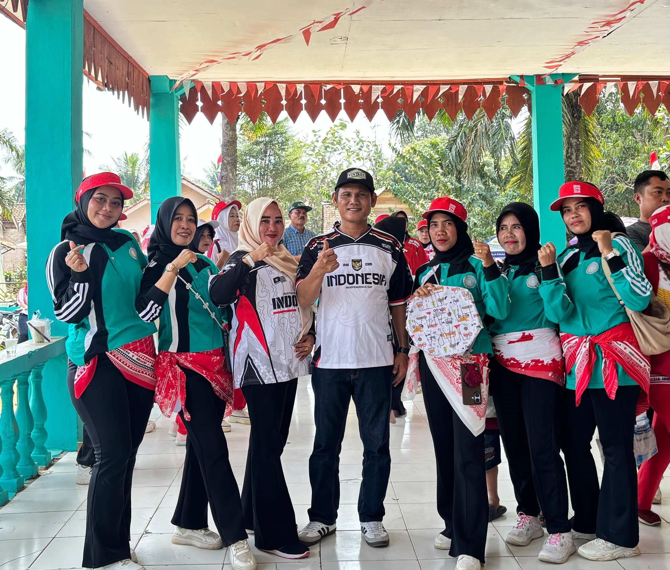 Meriahkan HUT RI ke-81, Ibu-Ibu PKK Desa Banjar Wangi Raih Juara Harapan 3 Lomba Senam di Kotabumi Utara