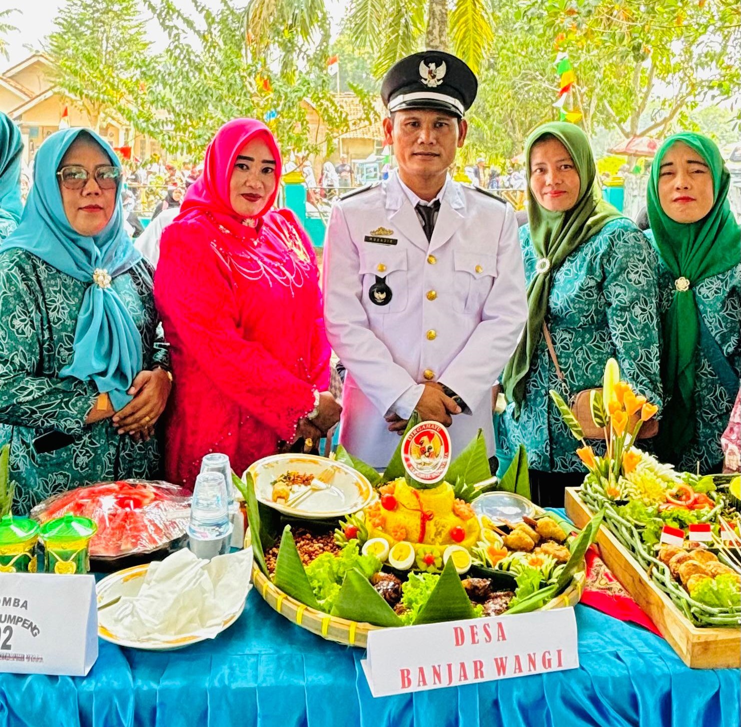 PKK Desa Banjar Wangi Ikuti Lomba Nasi Tumpeng dalam Kegiatan Tingkat Kecamatan